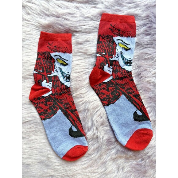 Bath & Body Works Vampire Blood Gift Box-Candle, Mist, Wallflower Bulb-Self Care - Picture 7 of 9